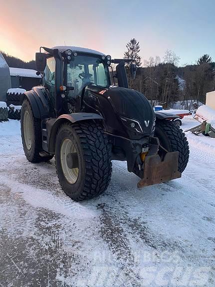 Valtra T234 TwinTrack Tractores