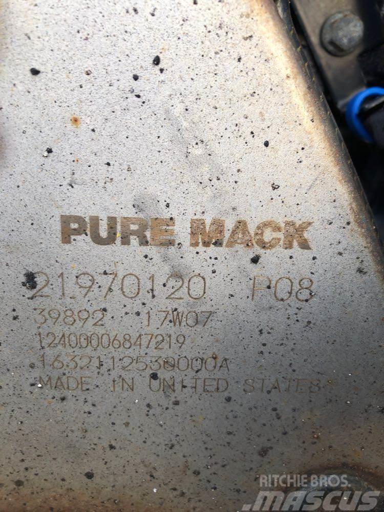 Mack MP7 Otros componentes - Transporte
