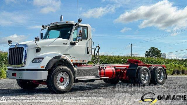 International HX620 DAY CAB LONG CHASSIS Cabezas tractoras