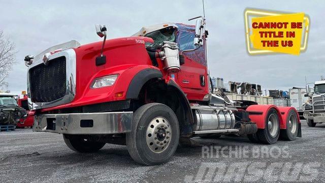 International HX620 DAMAGED DAY CAB TRUCK Cabezas tractoras