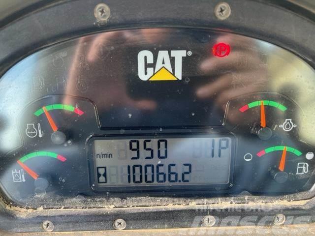 CAT 963D Buldozer sobre oruga