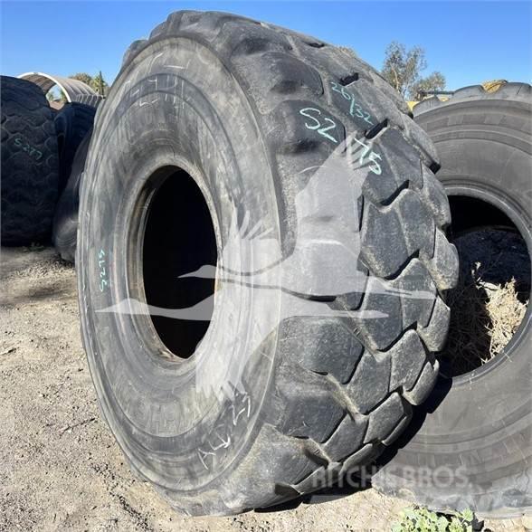 Michelin 23.5R25 Neumáticos, ruedas y llantas