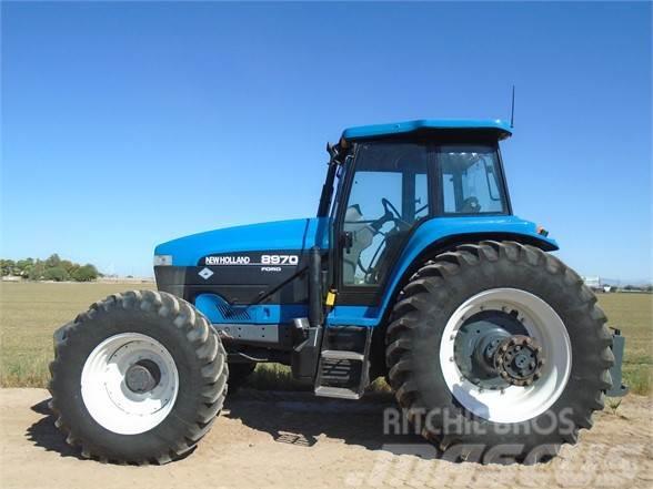 New Holland 8970 Tractores