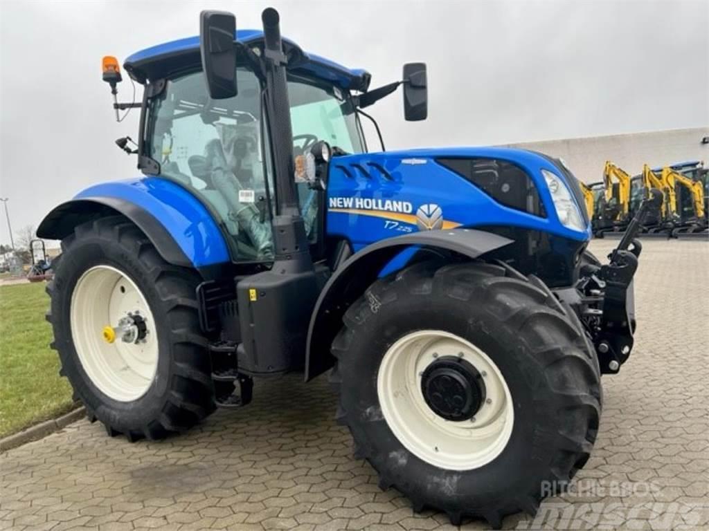 New Holland T7.225 AC STAGE V Tractores