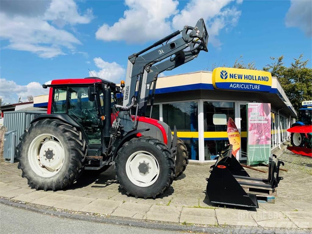 Valtra A83 Tractores