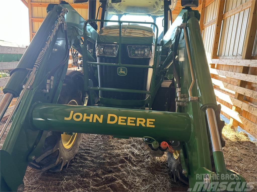 John Deere 6135E Cab Tractores compactos