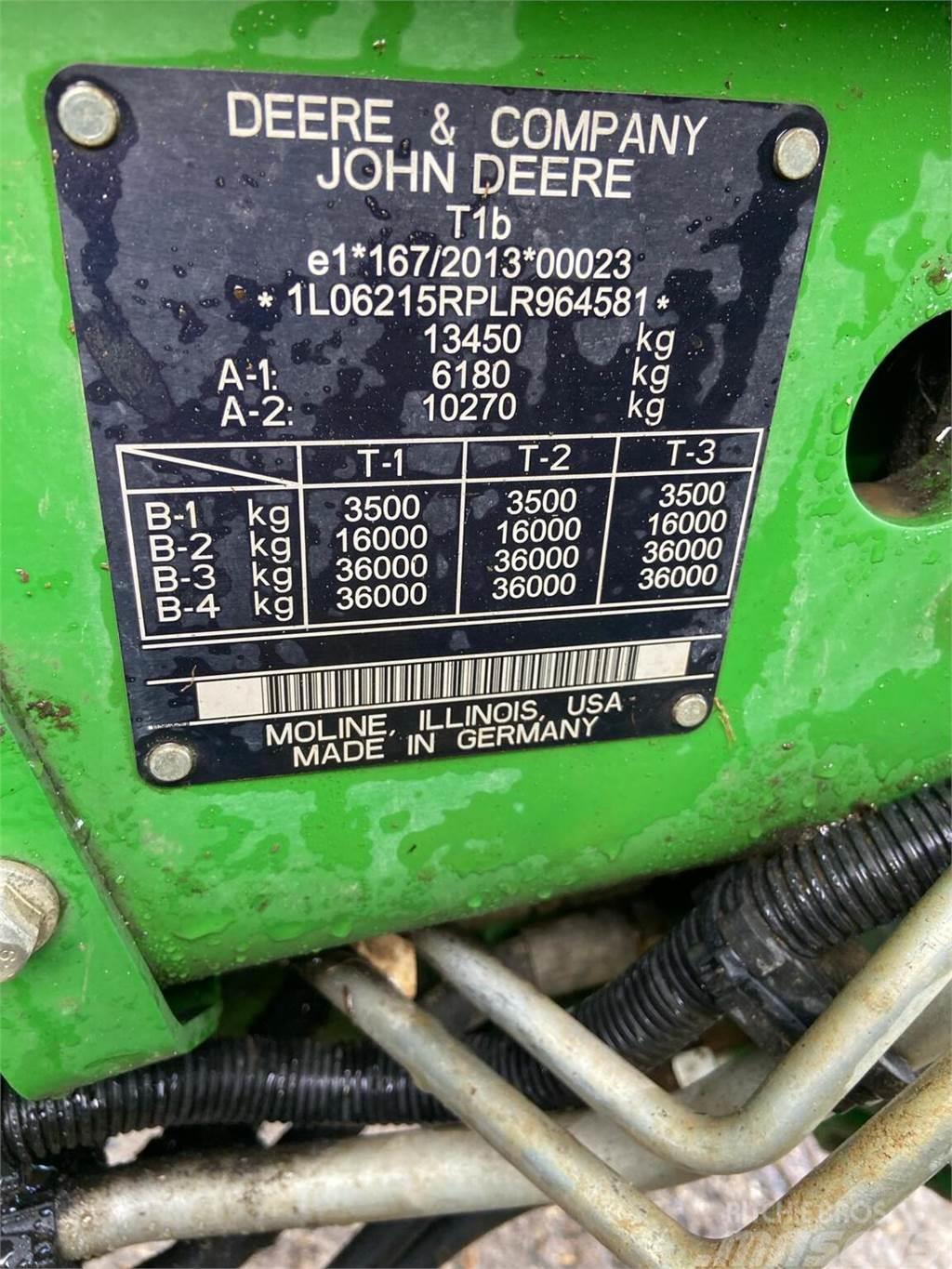 John Deere 6215R Tractores