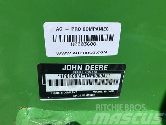 John Deere RC8M Desmenuzadoras, cortadoras y desenrolladoras de pacas