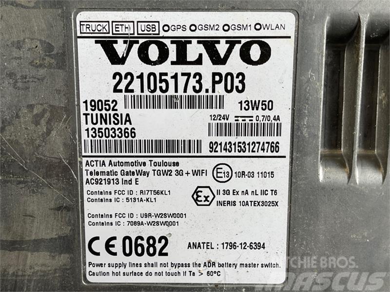 Volvo VOLVO ECU 22105173 Electrónicos