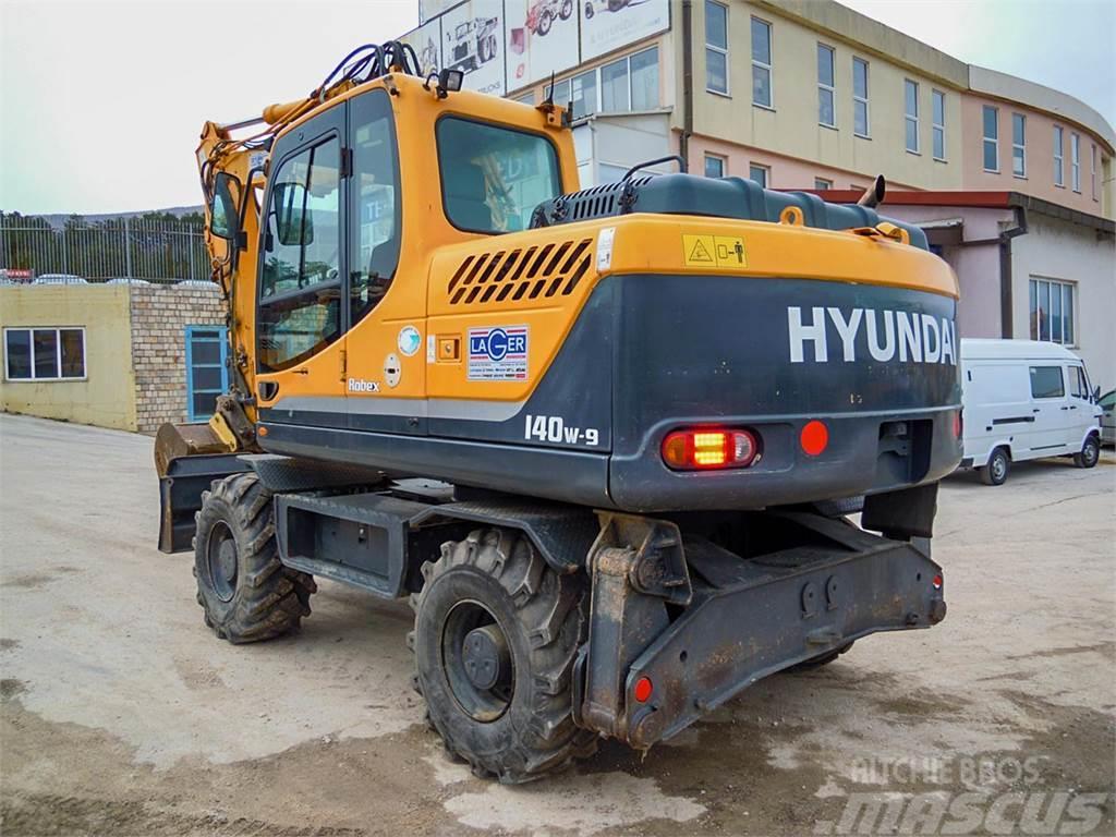 Hyundai R140W-9 Excavadoras de ruedas