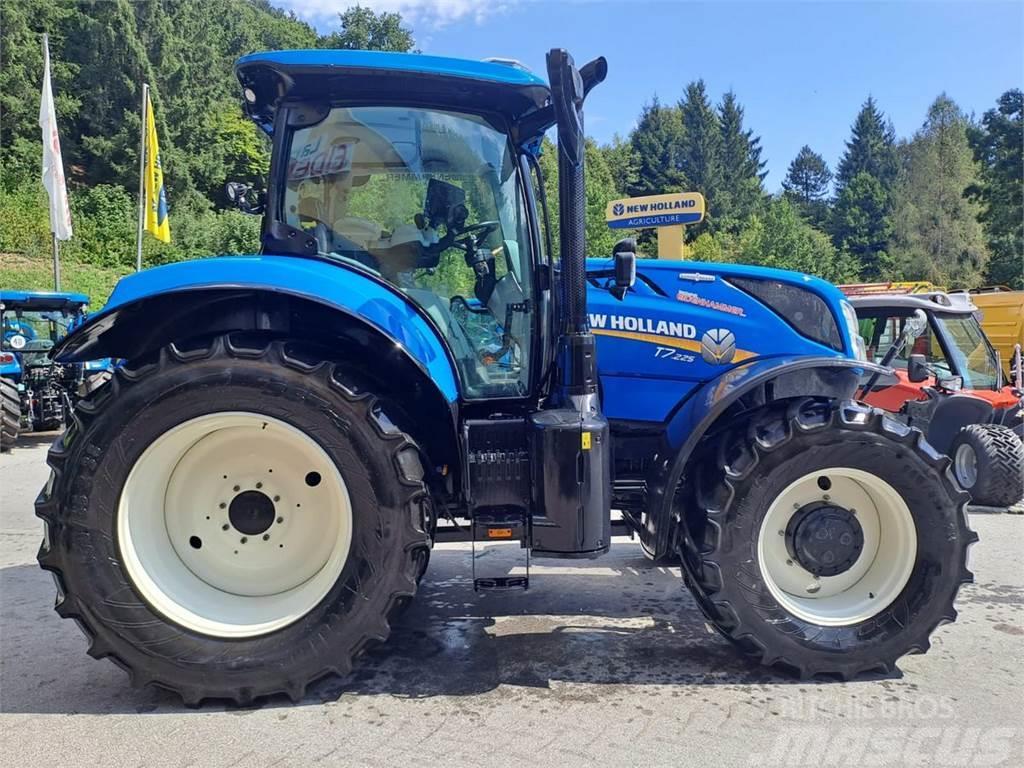 New Holland T7.225 Auto Command SideWinder II (Stage V) Tractores