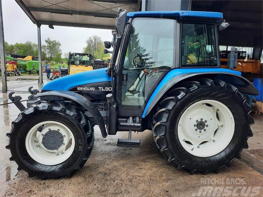 New Holland TL90 (4WD) Tractores
