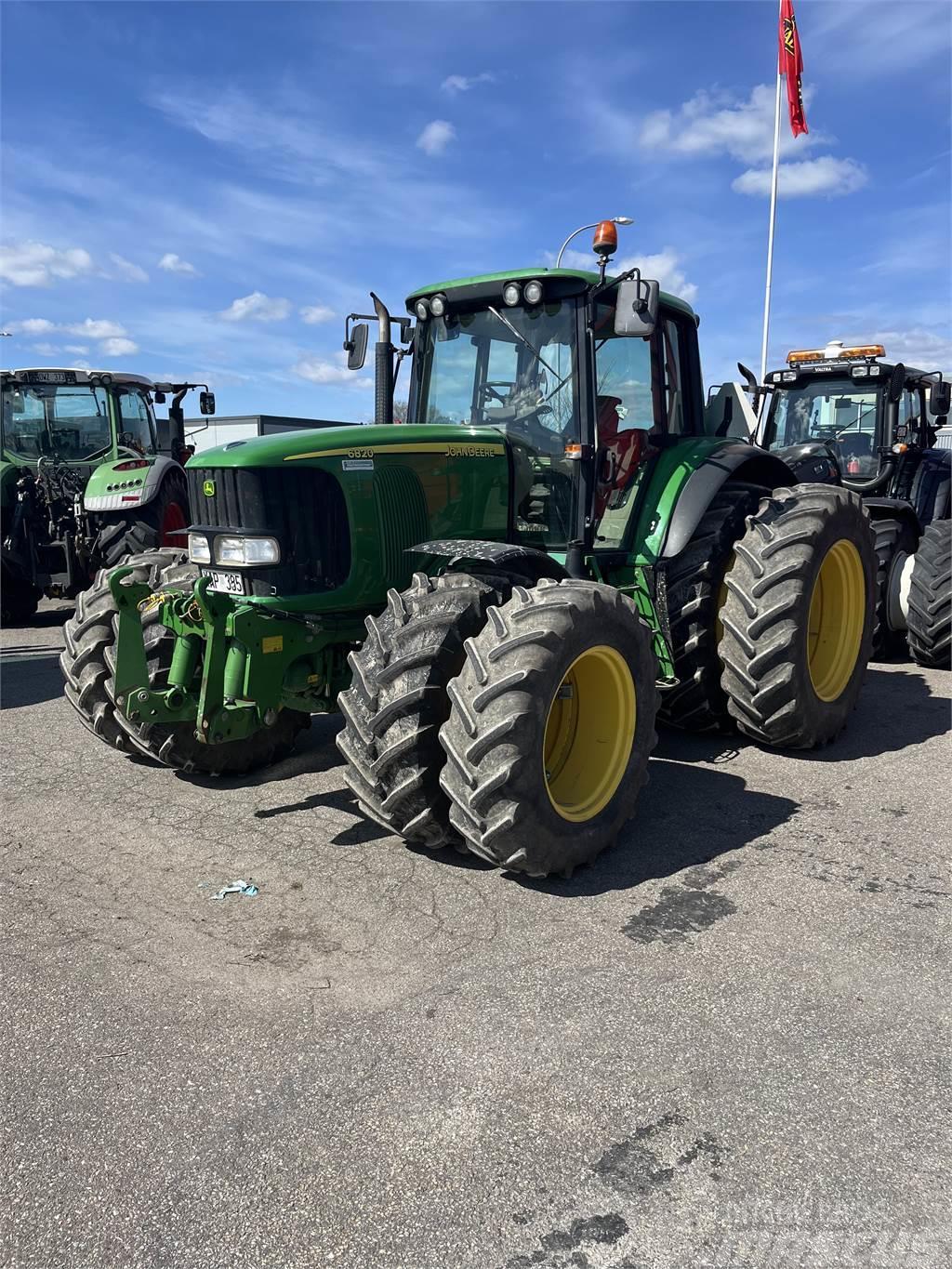 John Deere 6820 +FL Tractores