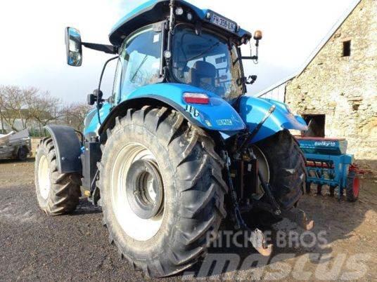 New Holland T6165DYC Tractores