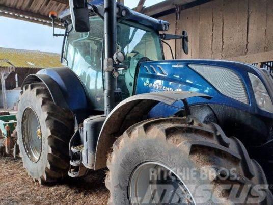New Holland T7245AC Tractores