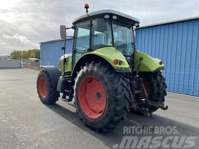 CLAAS ARION 620 Tractores