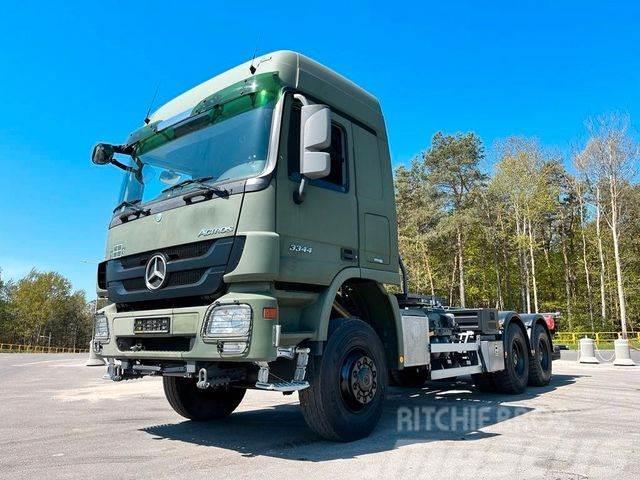 Mercedes-Benz 6x6 ACTROS 3344 Twist Lock BDF LIKE NEW Camiones chasis
