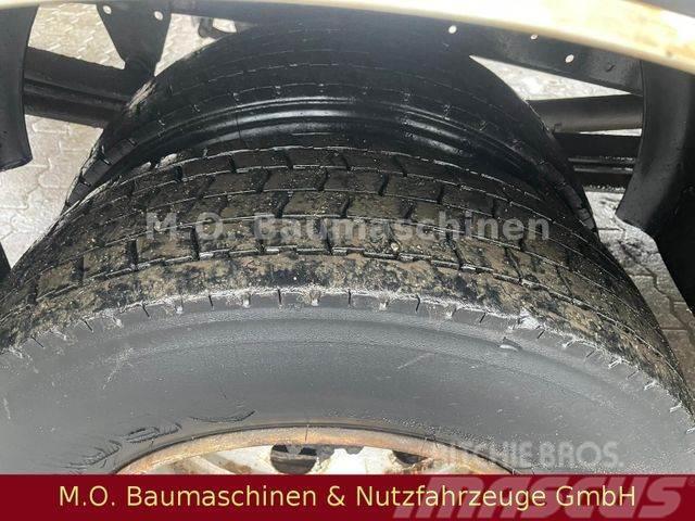 Mercedes-Benz 817 K / Absetzkipper / 7,49 t / Euro 2 / Camiones con gancho