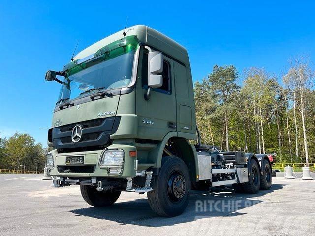 Mercedes-Benz ACTROS 3344 6x6 Chassis Twist Lock BDF LIKE NEW! Camiones chasis