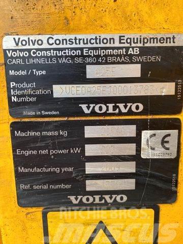 Volvo A25E - 6X6 **Bj. 2009 * 14858H/Klima/ Otros equipamientos de construcción