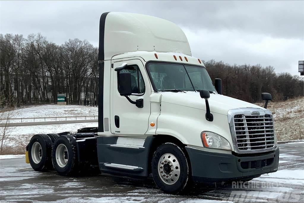 Freightliner Corp. CASCADIA Camiones chasis