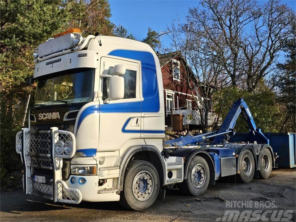 Scania R560 8x4 koukku Camiones polibrazo