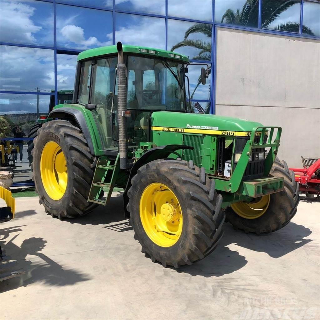 John Deere 6810 Tractores