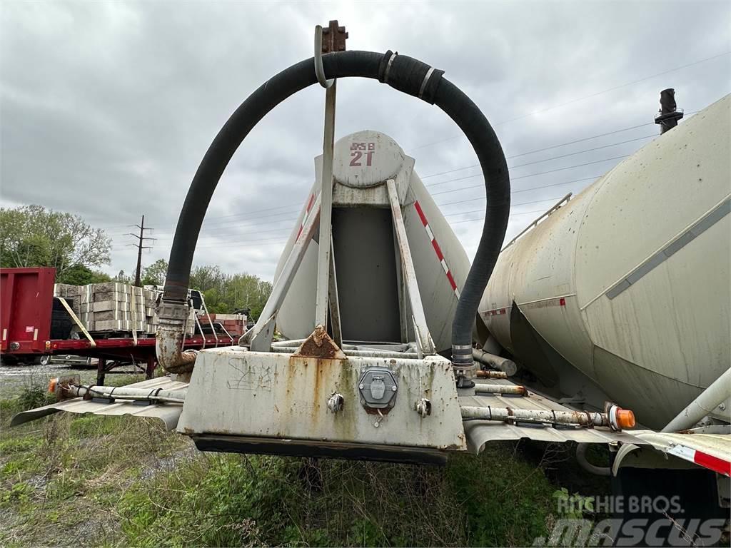 Fruehauf Bulk Tanker #21 Semirremolques cisterna