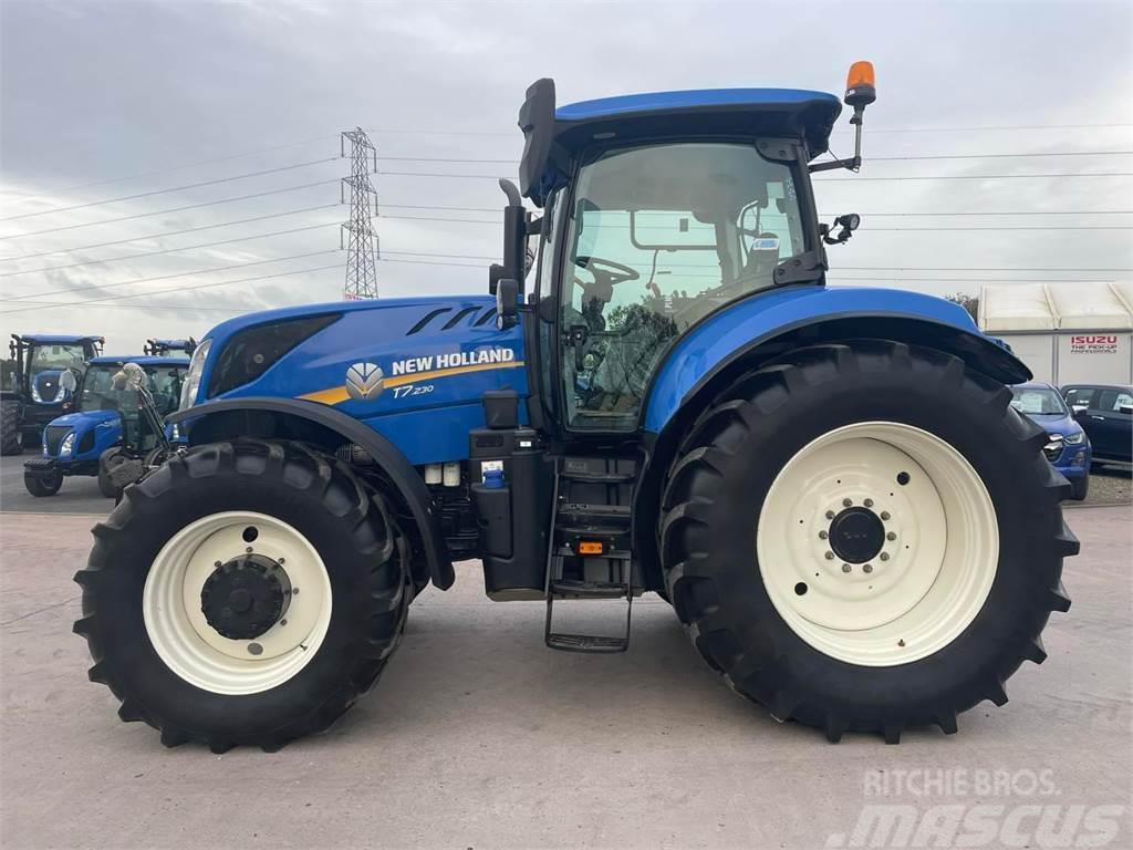 New Holland T7.230 Classic Tractores