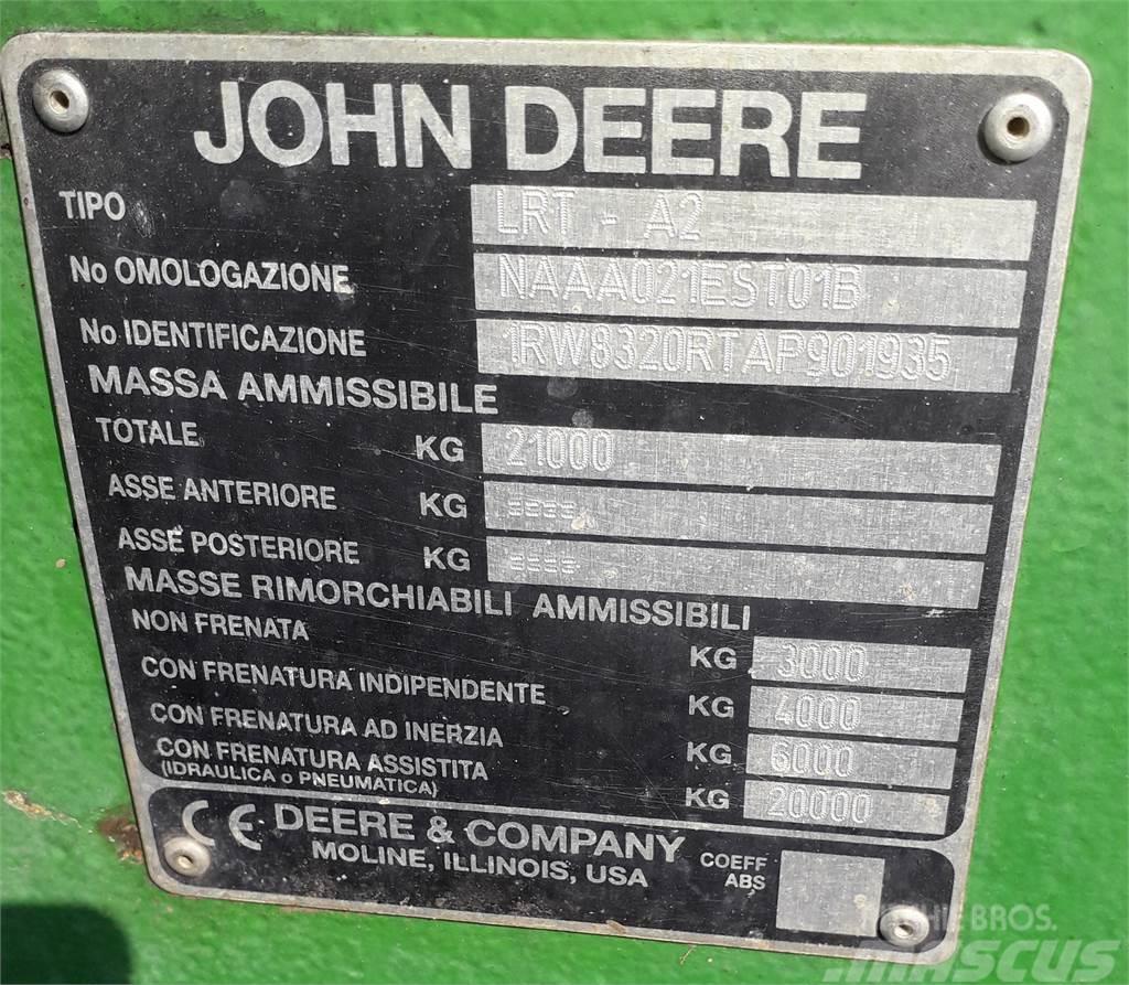 John Deere 8320 RT Tractores