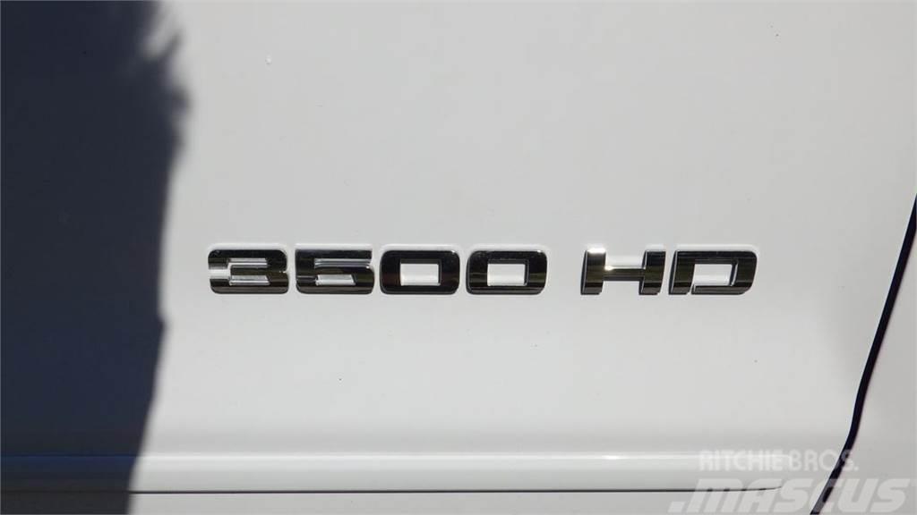Chevrolet Silverado 3500HD Camiones plataforma