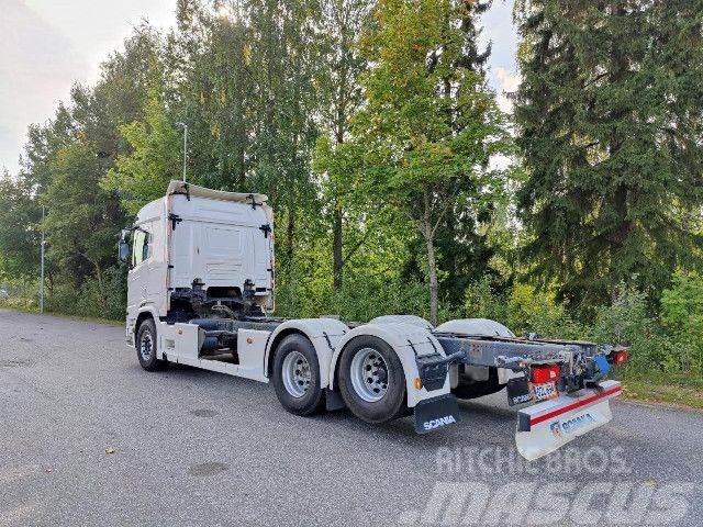Scania R 500 B6x2NA Camiones chasis