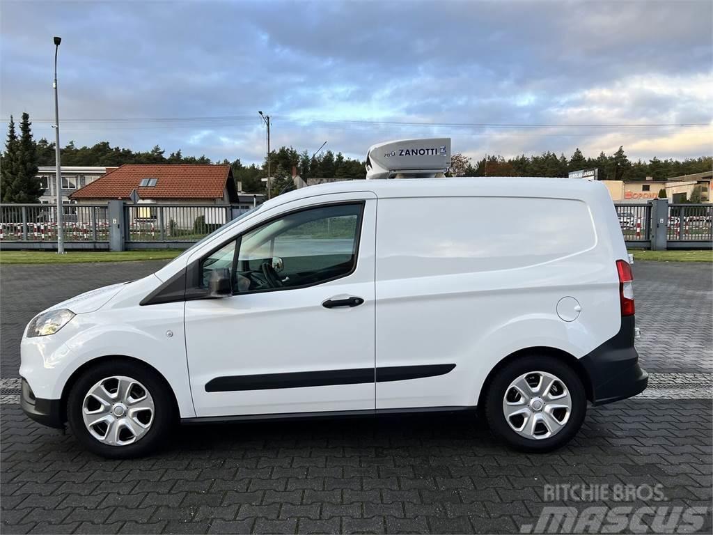 Ford Transit Courier Cooler Zanotti One Owner Furgonetas frigoríficas/isotermas