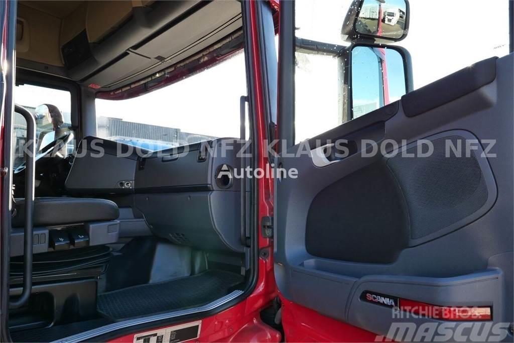 Scania R420 Curtain side + tail lift Camiones portamaquinaria