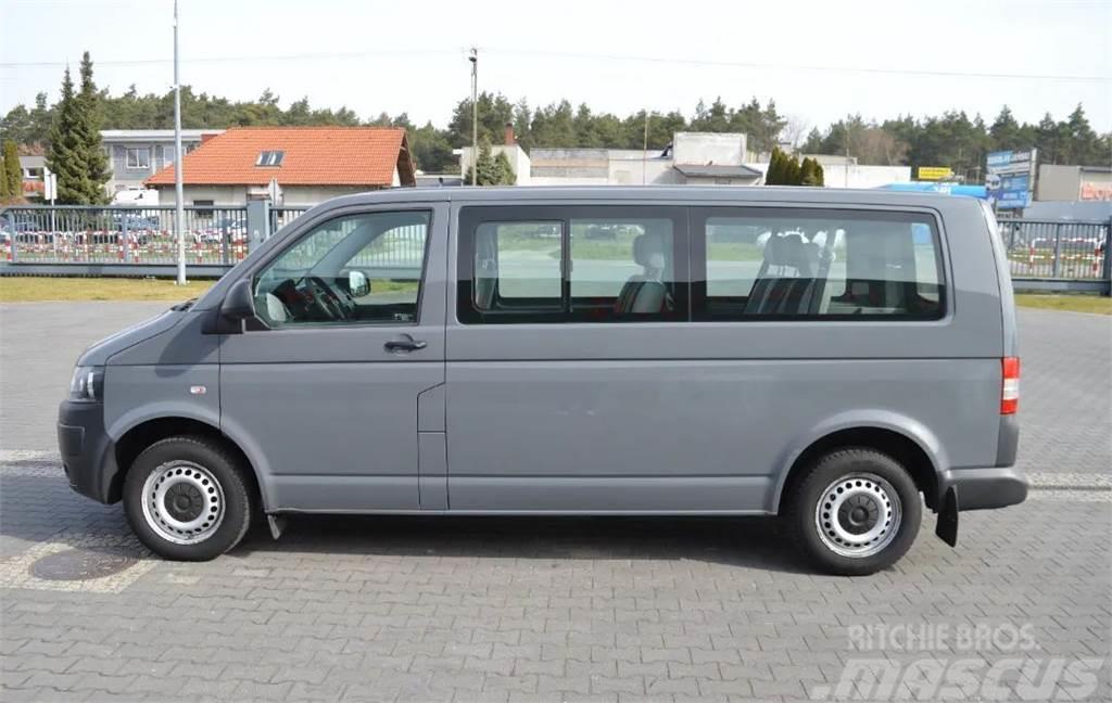 Volkswagen Transporter T5 Brygadówka, Osobowy, 9-miejsc, Jede Mini autobuses