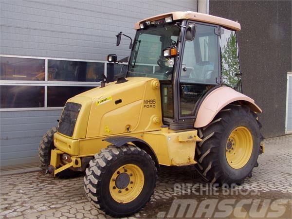 New Holland NH95 Tractores