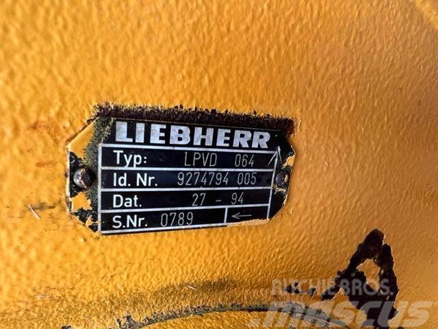 Liebherr A 900 POMPA LPVD 064 Hidráulicos