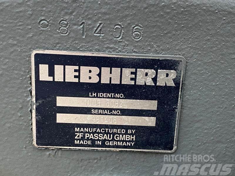 Liebherr A934 C Transmisión