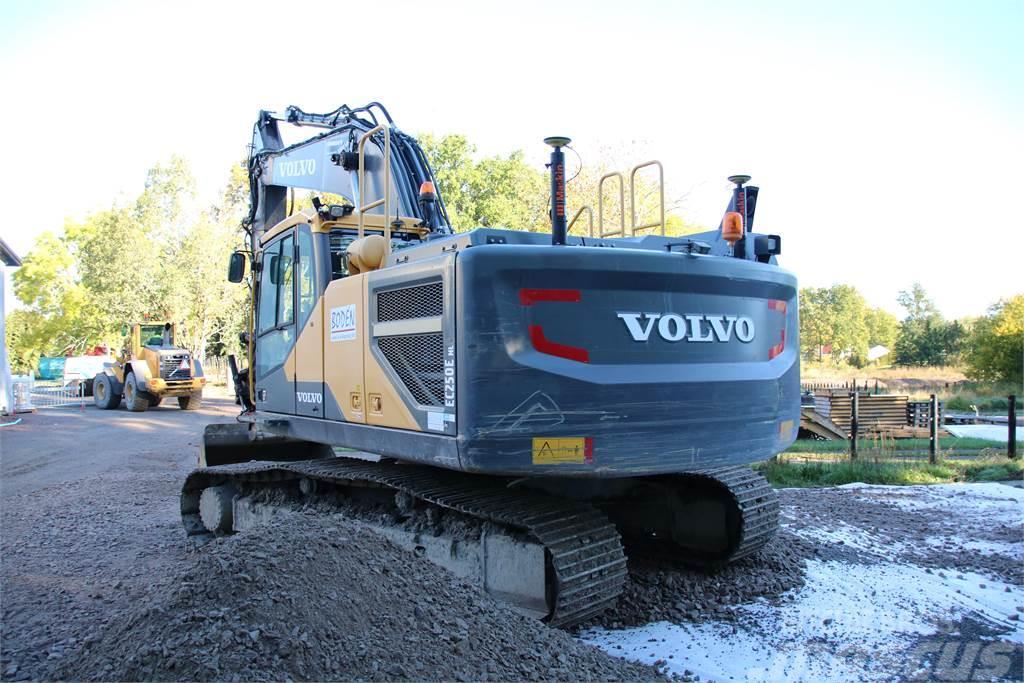 Volvo EC250ENL Excavadoras de cadenas