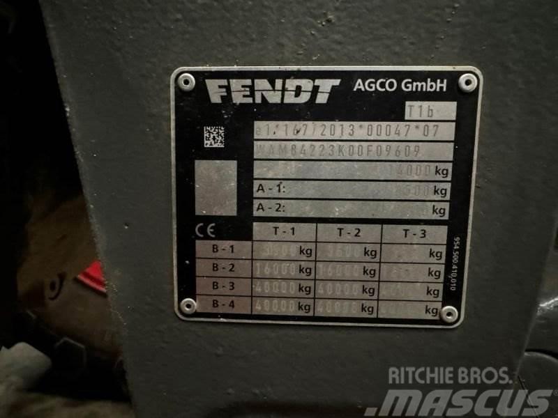 Fendt 828 VARIO S4 PROFI PLUS Tractores
