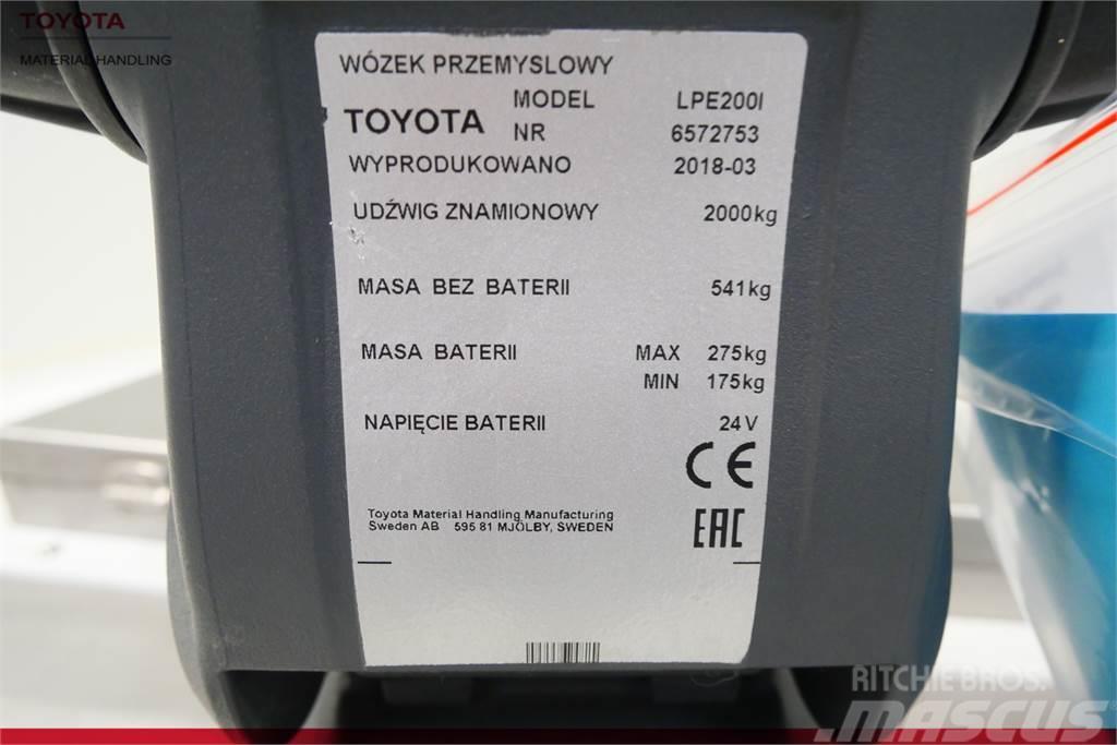 Toyota LPE200 INOX Transpaletas Eléctricas con plataforma