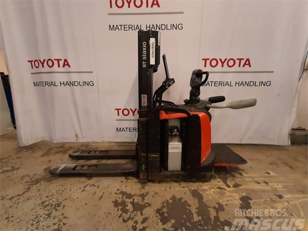 Toyota SPE120L Self propelled stackers