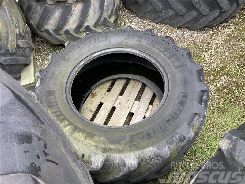 Michelin 540/65-30 Neumáticos, ruedas y llantas