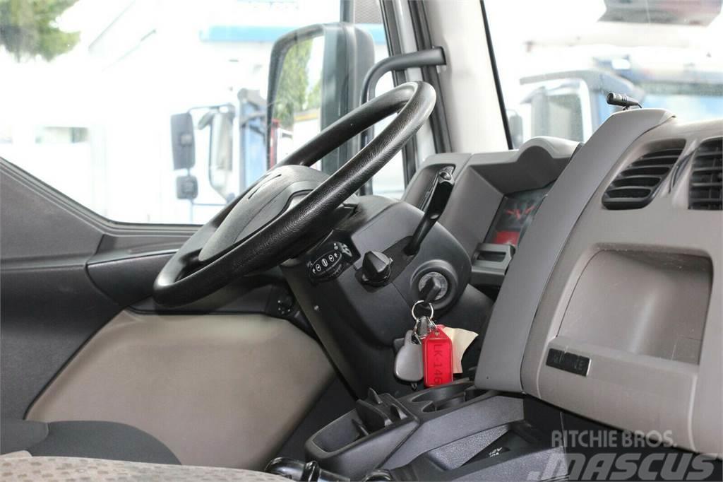 Renault Midlum Koffer 4,1m seitliches Rolltor + Tür Camiones caja cerrada
