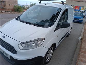 Ford Transit Courier Van 1.5TDCi Trend 75