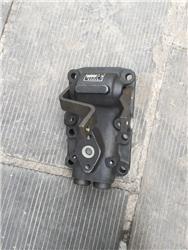 Komatsu D65E-8 steering valve assembly 144-40-00100