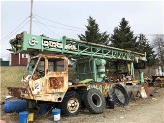 Chicago Pneumatic 650 S/S Drill Rig