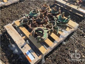  Quantity of (6) Pipe Clamps