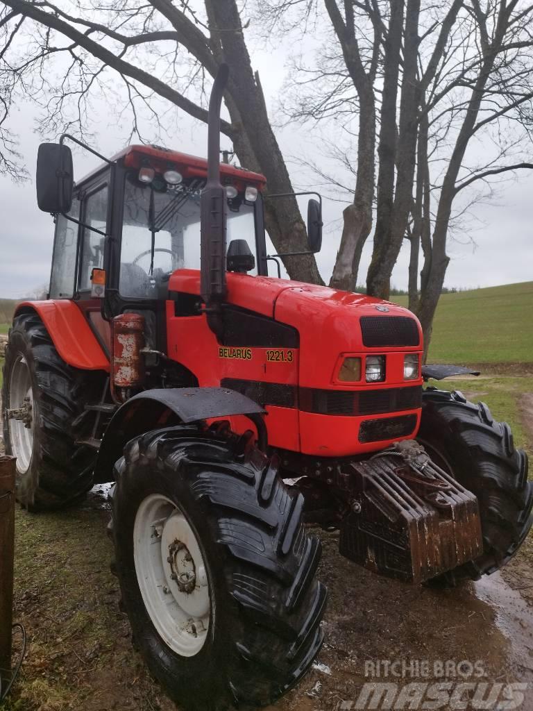 Belarus MTZ 1221.3 Tractores