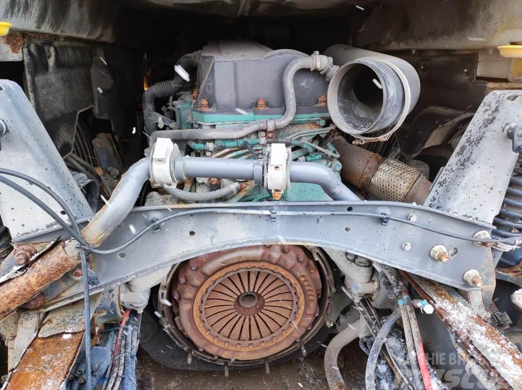 Volvo FH 480 6x2 D13A480 ENGINE / GEARBOX DEFECT Chasis y suspención
